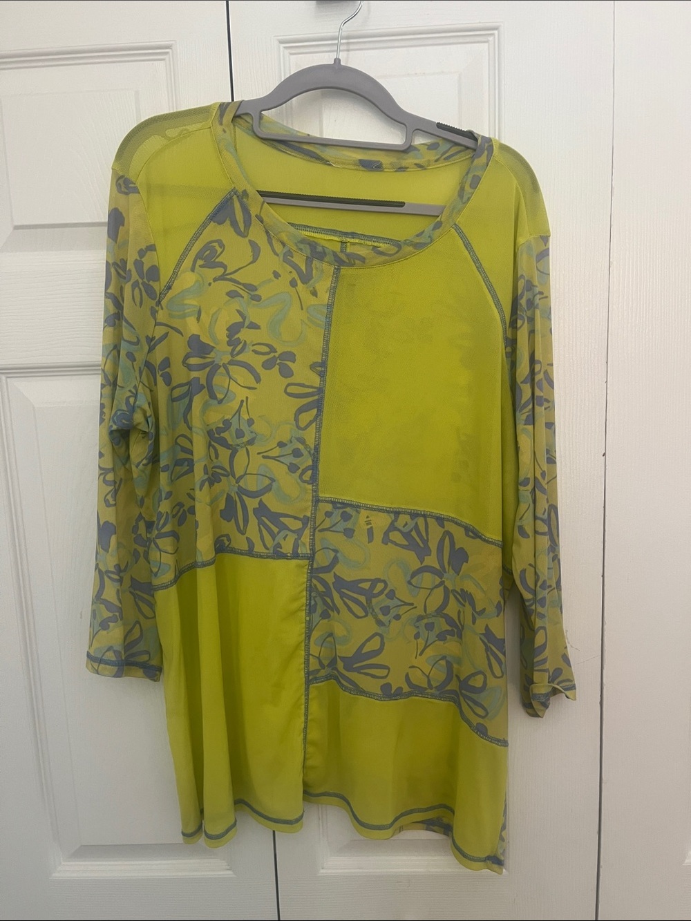 LOGO by Lori Goldstein Lime Green Patchwork mesh Floral Tunic with 3/4 sleeves